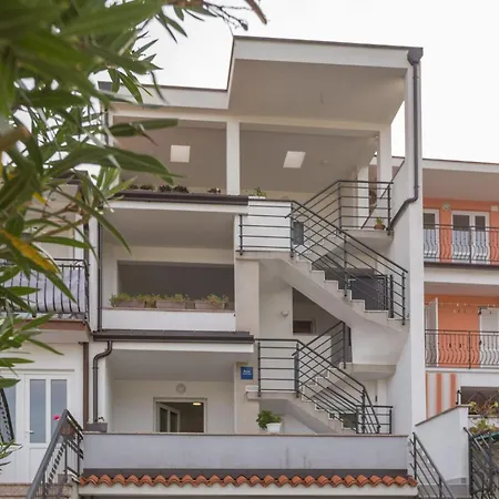 Apartment Marica 4 In Strandnaehe Mit Parkplatz *